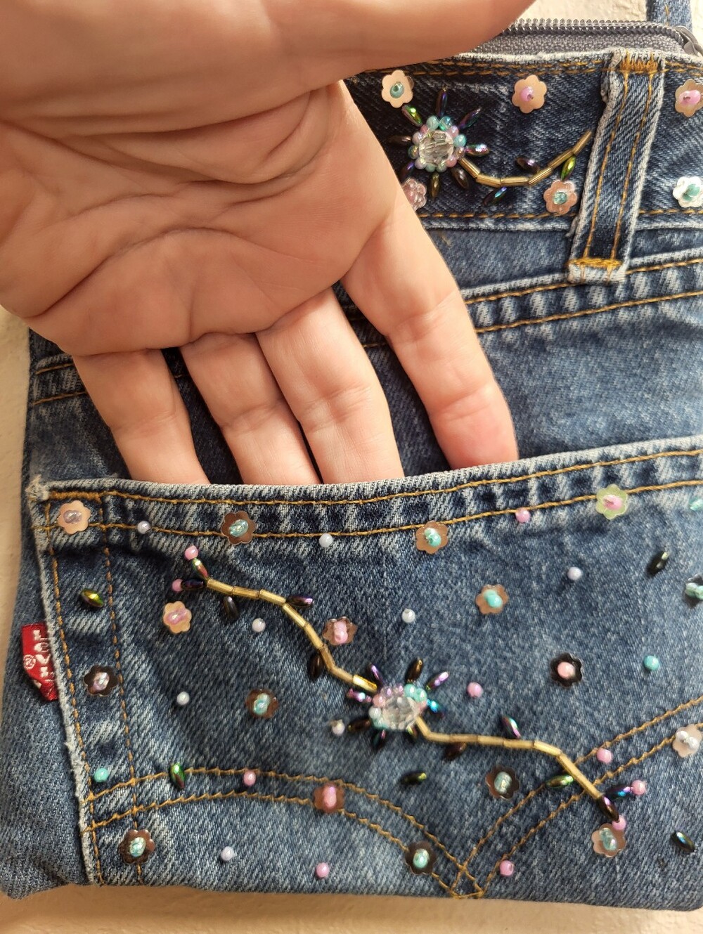 Handcrafted Red Label Levis Embellished Denim Crossbody Bag - Floral Sequins - Picture 13 of 16
